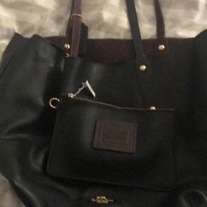 BEAUTIFUL Coach NWT reversible black/oxblood tote